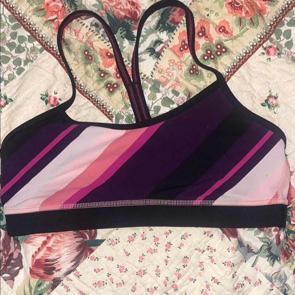 Lululemon Sports Bra - xs